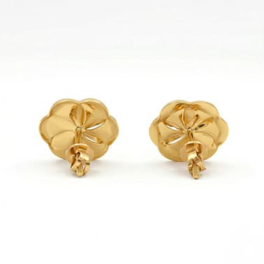 Shiny Petals Earring 1